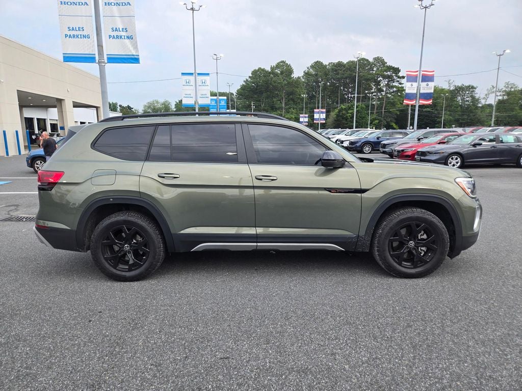 2025 Volkswagen Atlas 2.0T Peak Edition