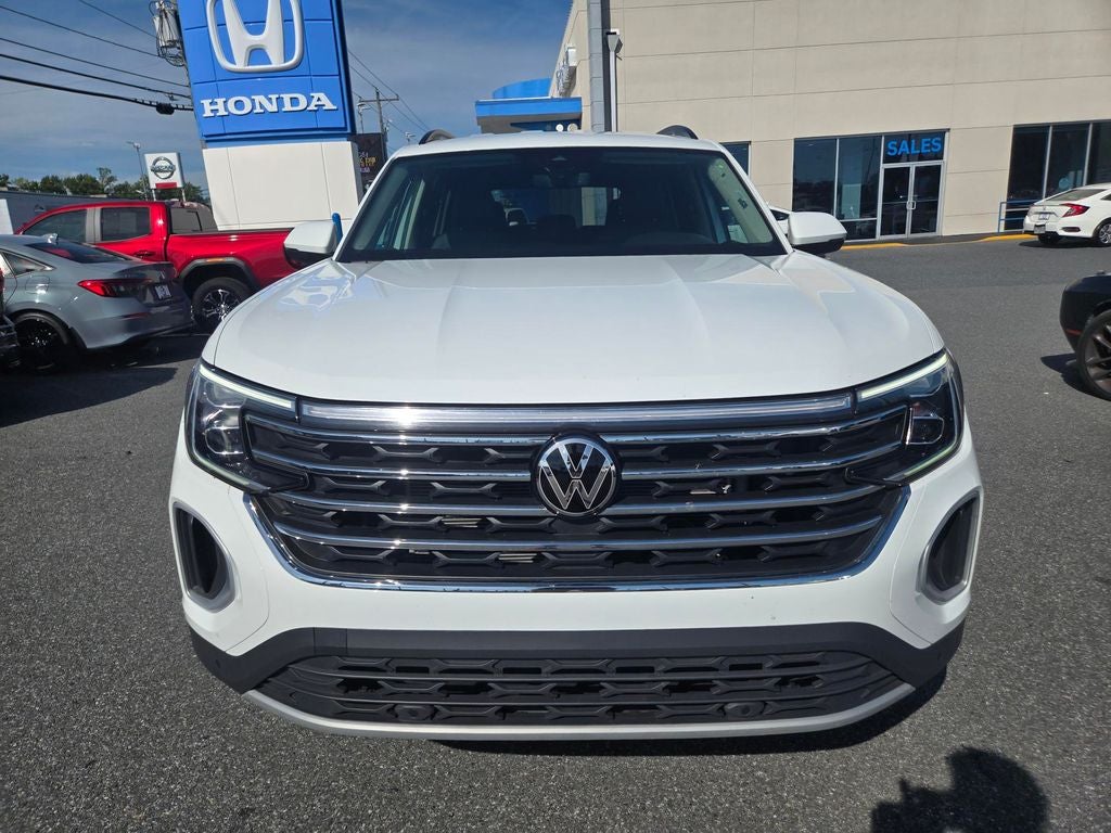 2025 Volkswagen Atlas 2.0T SE w/Technology