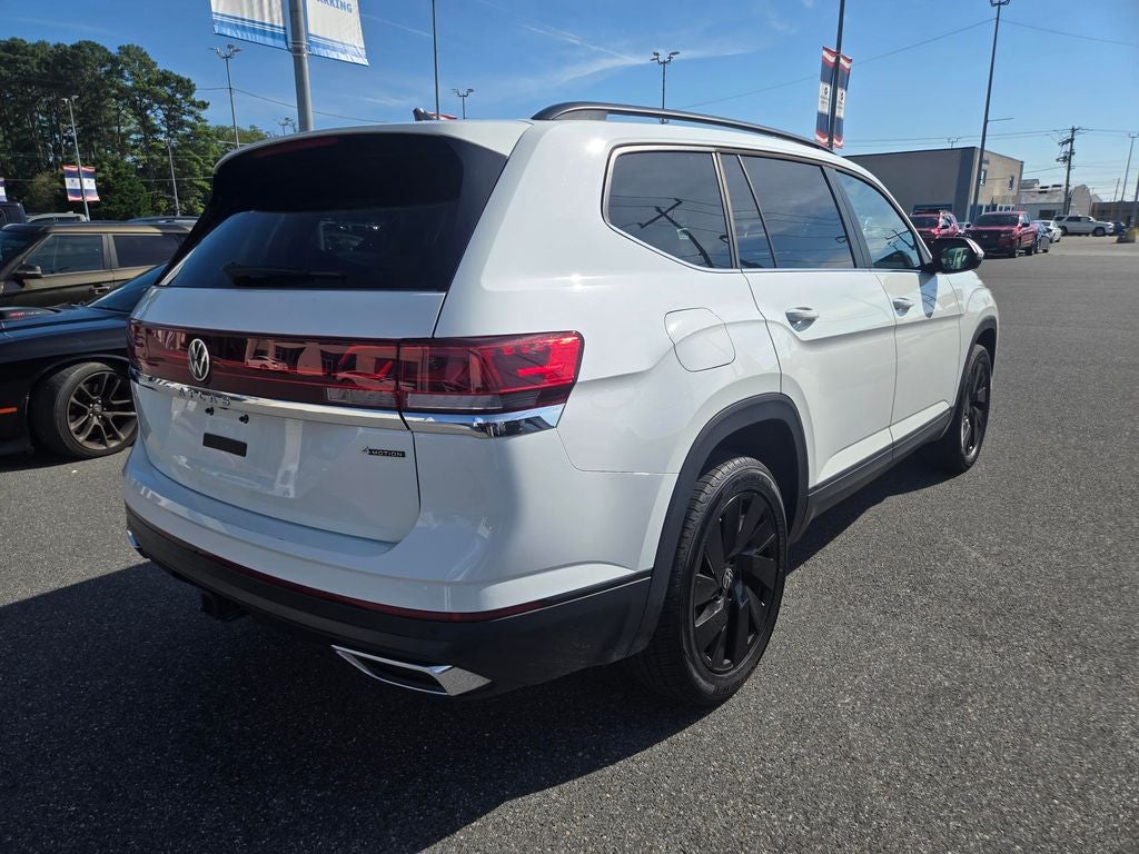 2025 Volkswagen Atlas 2.0T SE w/Technology