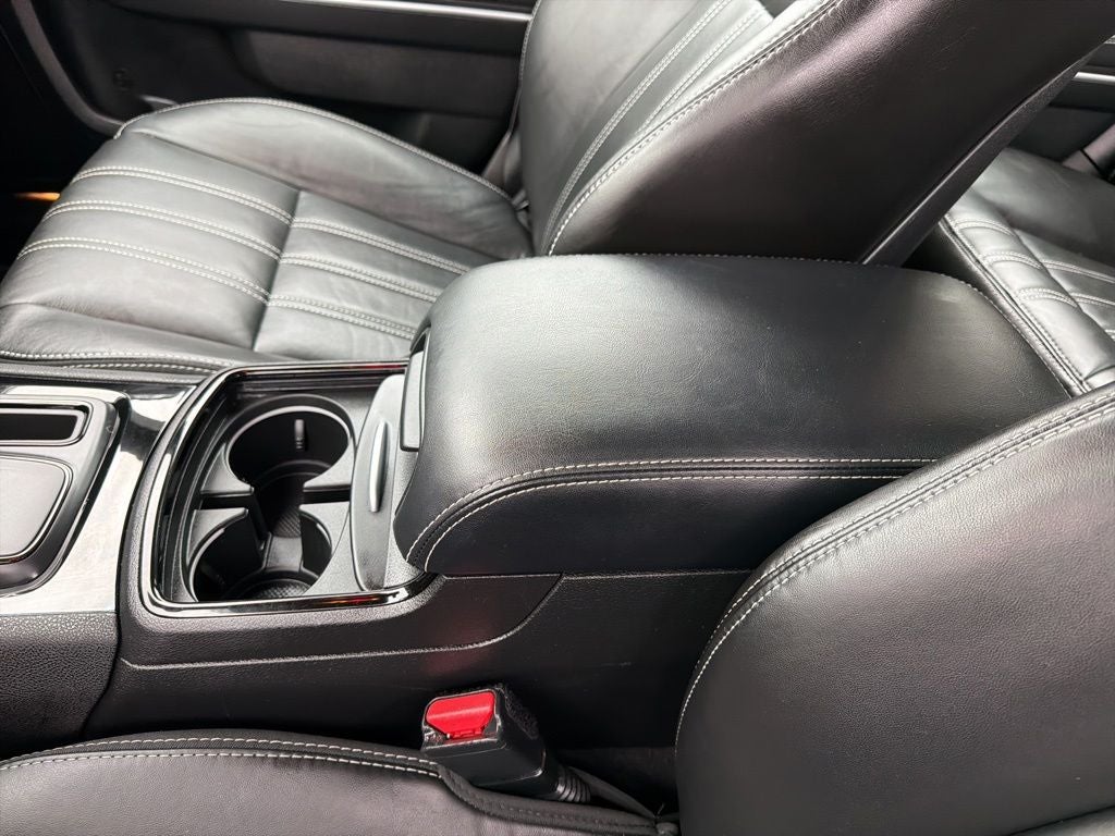2022 Chrysler 300 S
