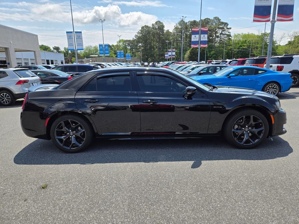 2022 Chrysler 300 S