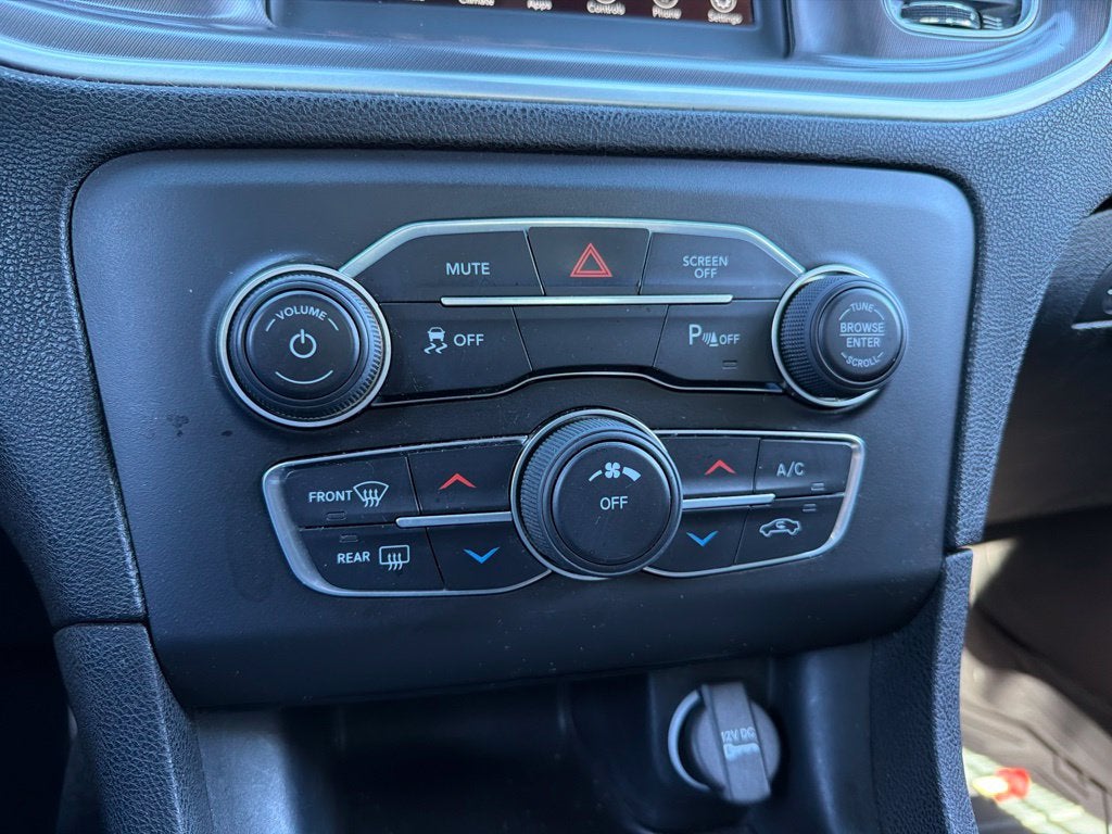 2021 Dodge Charger SXT