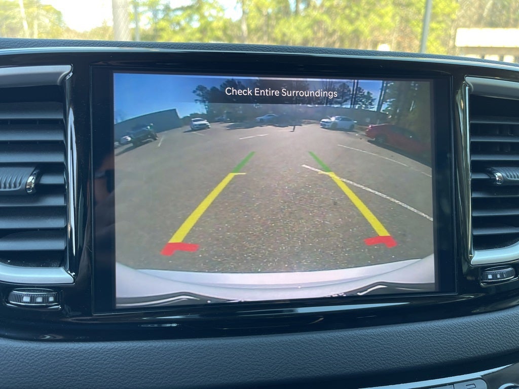 2024 Chrysler Pacifica Touring L ** Pohanka Certified 10 Year/100,000 miles **