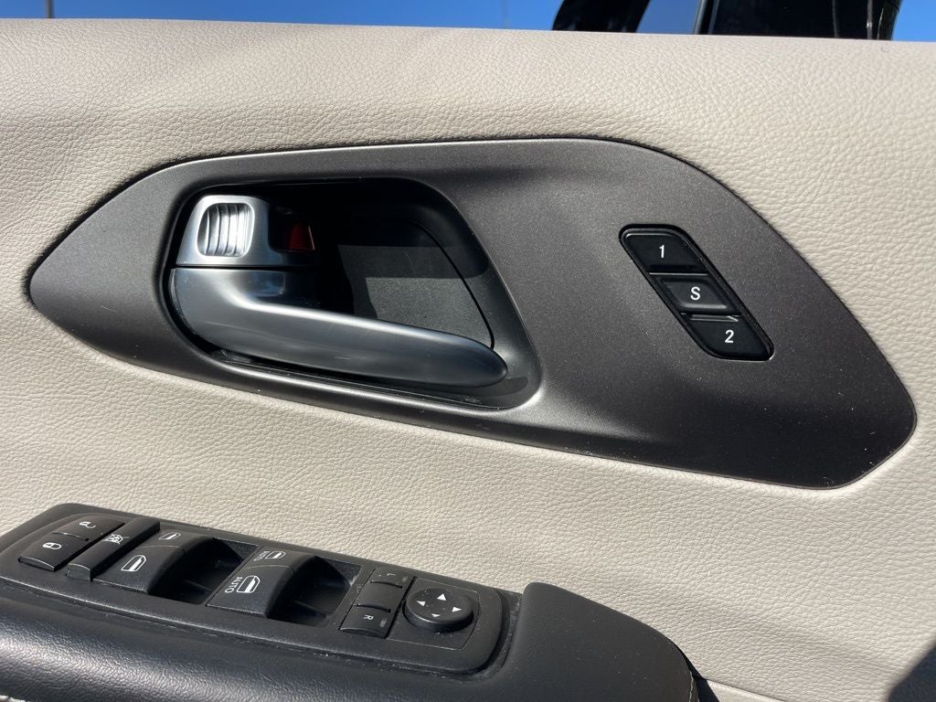 2024 Chrysler Pacifica Touring L ** Pohanka Certified 6 Months/6,000 Miles **