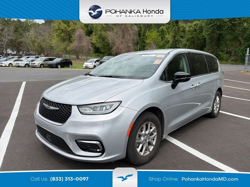 2024 Chrysler Pacifica Touring L