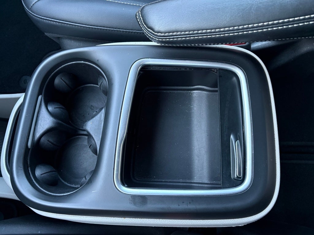 2024 Chrysler Pacifica Touring L ** Pohanka Certified 10 Year / 100,000 **