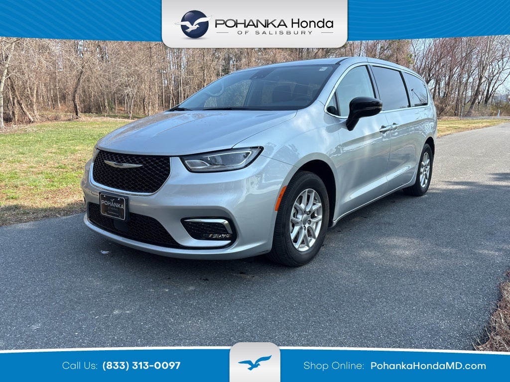 2024 Chrysler Pacifica Touring L