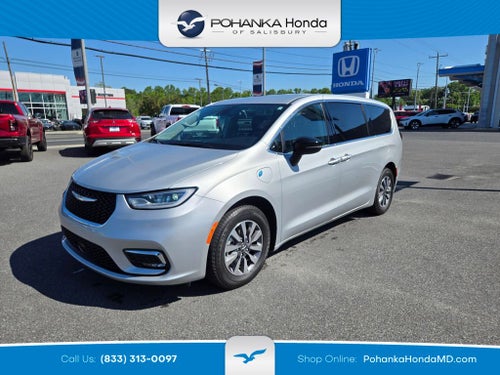 2024 Chrysler Pacifica Hybrid Select