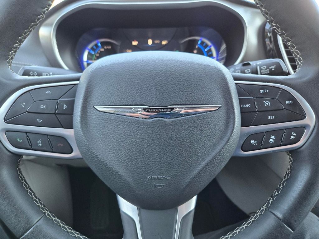 2024 Chrysler Pacifica Hybrid Select
