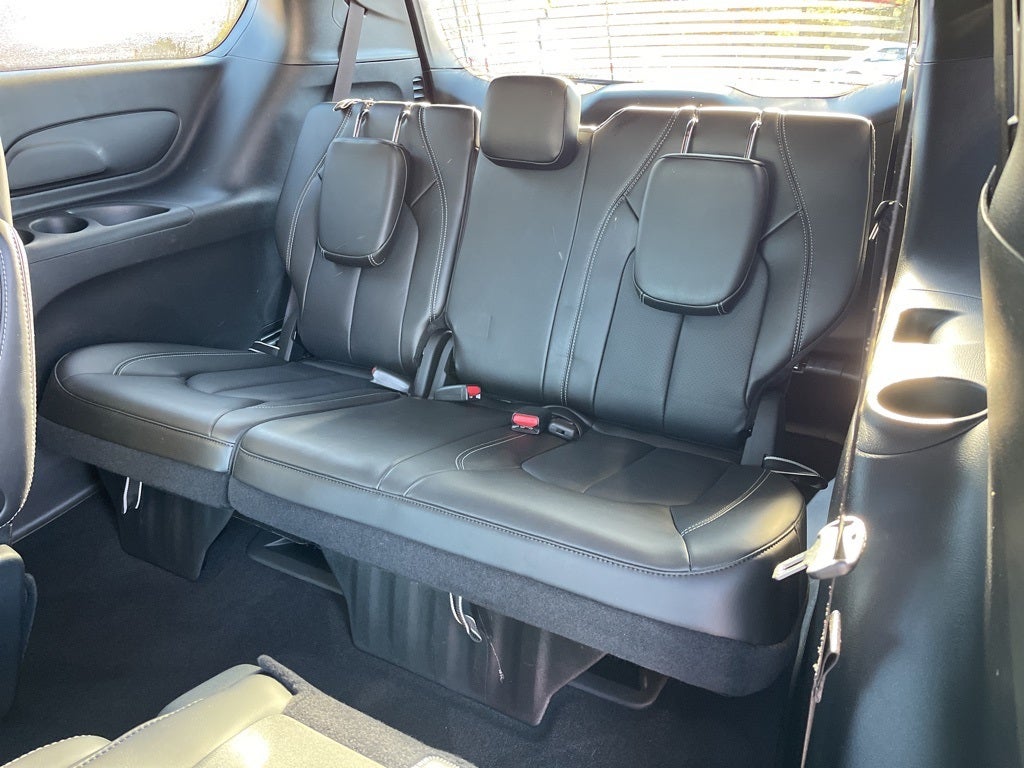 2023 Chrysler Pacifica Touring L ** Pohanka Certified 10 YEAR/100,000 **