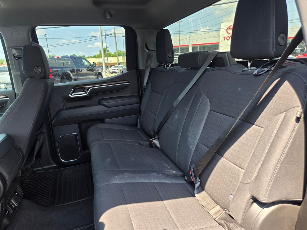 2025 Chevrolet Silverado 1500 LT LT1