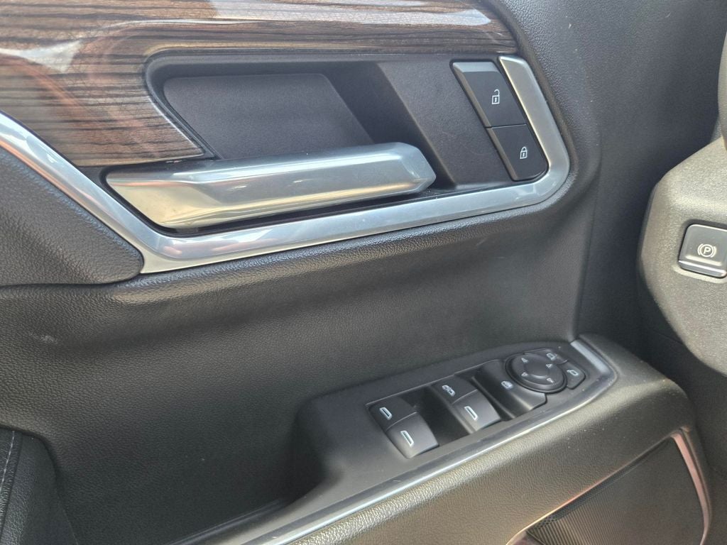 2025 Chevrolet Silverado 1500 LT LT1