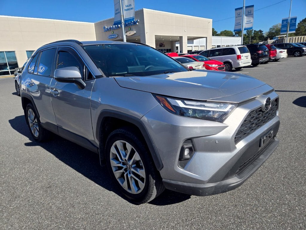 2023 Toyota RAV4 XLE Premium