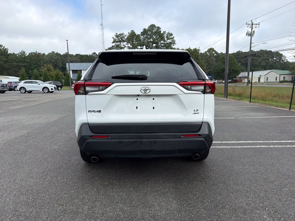 2025 Toyota RAV4 LE