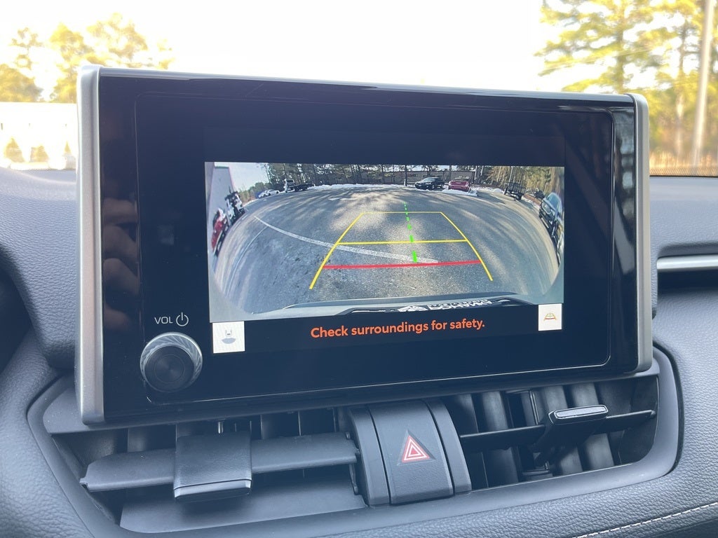 2025 Toyota RAV4 LE ** Pohanka Certified 10 Year / 100,000 **