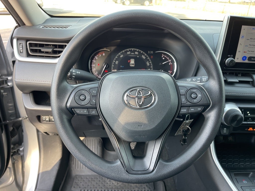 2025 Toyota RAV4 LE ** Pohanka Certified 10 Year / 100,000 **