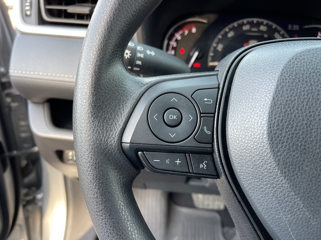 2025 Toyota RAV4 LE ** Pohanka Certified 10 Year / 100,000 **