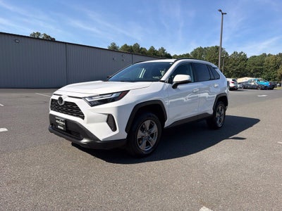 2024 Toyota RAV4 XLE