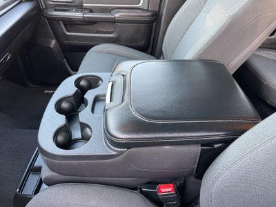 2024 RAM 2500 Big Horn 4WD ** NIGHT EDITION ** Pohanka Certified **