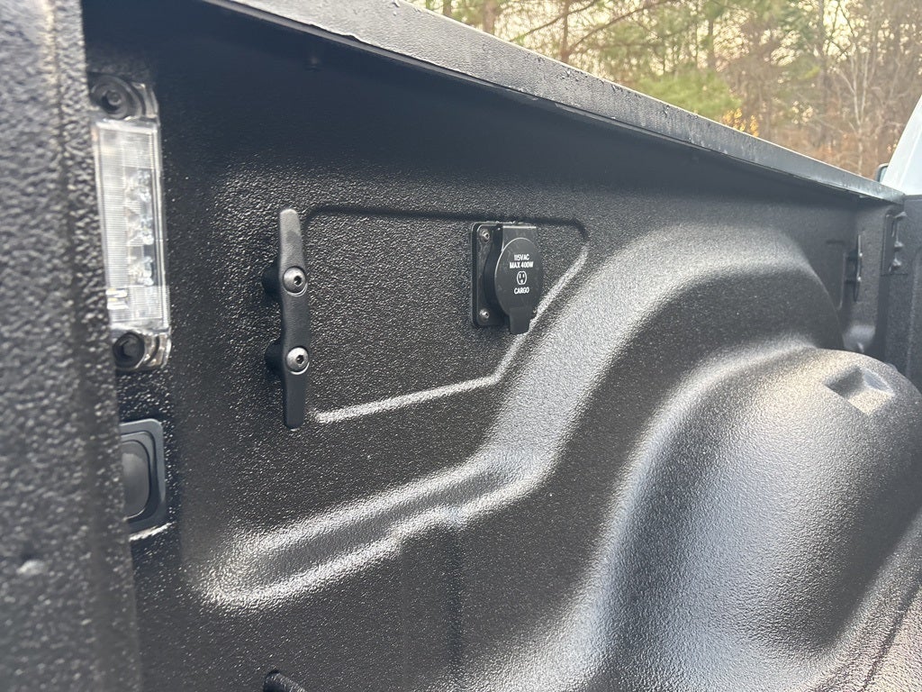 2024 RAM 2500 Big Horn 4WD ** Pohanka Certified 10 Year / 100,000 **