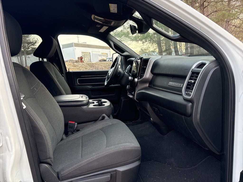 2024 RAM 2500 Big Horn 4WD ** Pohanka Certified 10 Year / 100,000 **