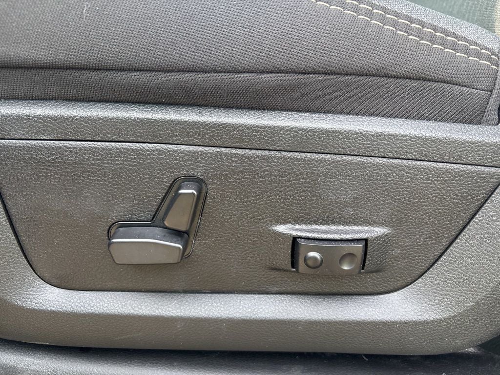 2024 RAM 2500 Big Horn ** Pohanka Certified 10 Year/100,000 Miles **