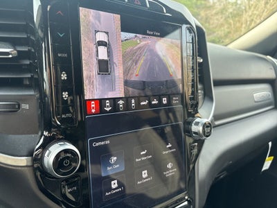 2024 RAM 2500 Big Horn ** Pohanka Certified 10 Year/100,000 Miles **