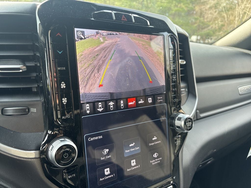 2024 RAM 2500 Big Horn ** Pohanka Certified 10 Year/100,000 Miles **