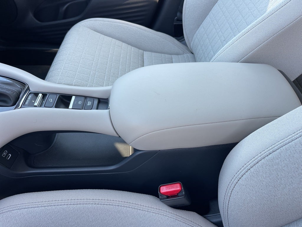 2025 Honda HR-V LX AWD ** HondaTrue Certified 7 Year / 100,000 **