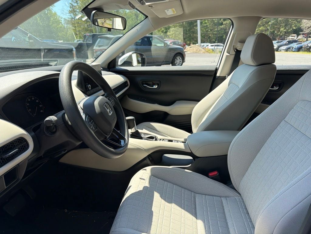 2025 Honda HR-V LX