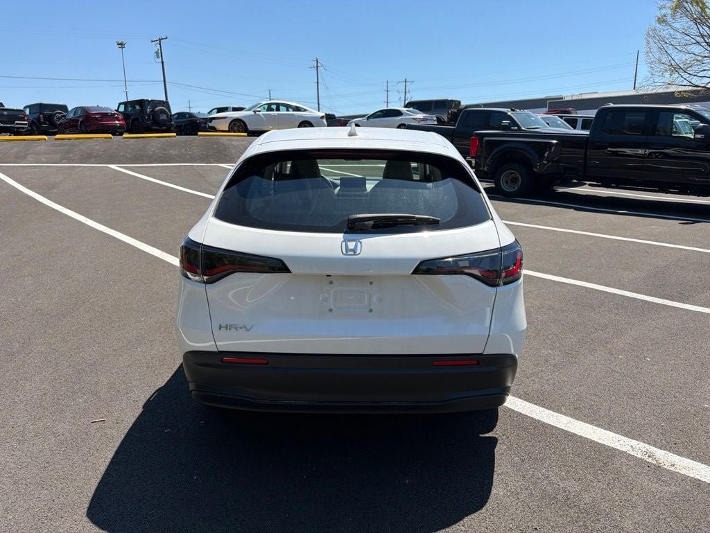 2025 Honda HR-V LX