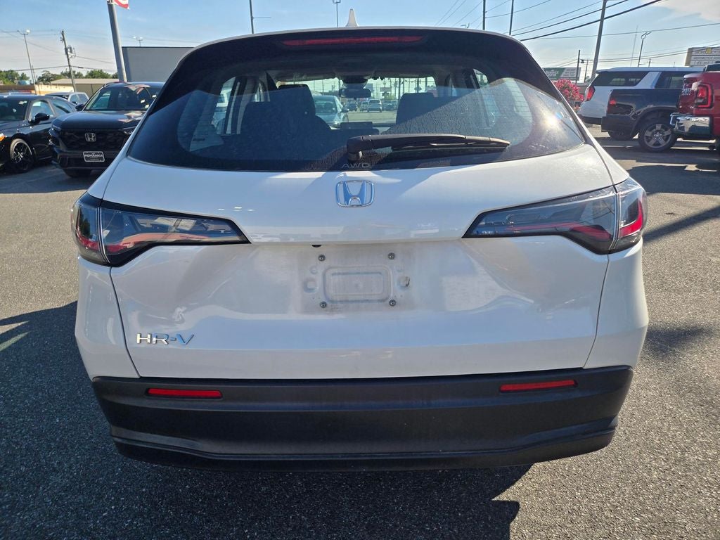 2025 Honda HR-V LX
