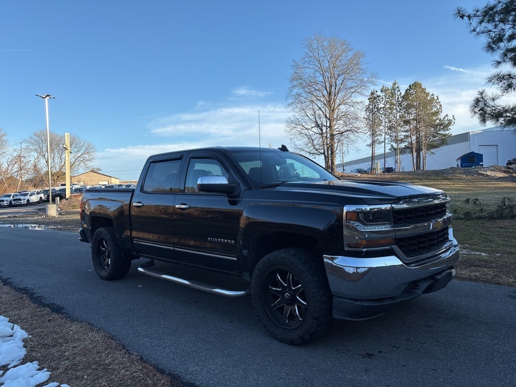 2017 Chevrolet Silverado 1500 LT 4WD ** Pohanka Certified 6 Months / 6,000 **