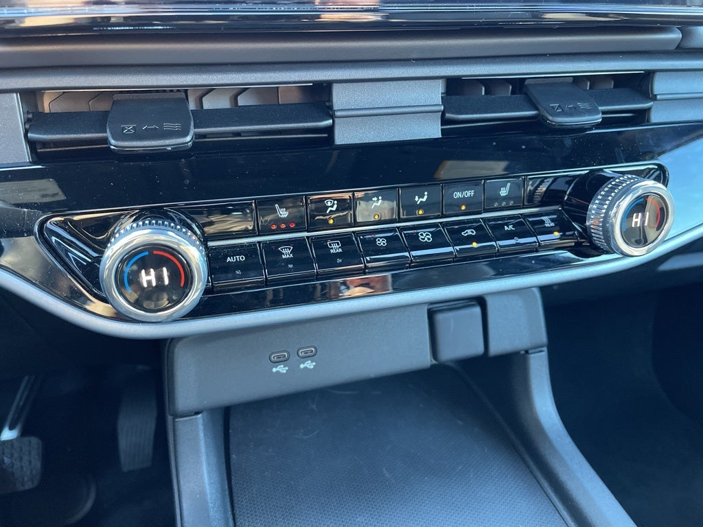 2024 Honda Prologue Touring AWD ** HondaTrue Certified 7 Year / 100,000 **