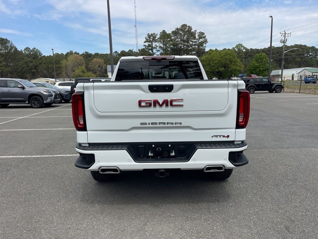 2025 GMC Sierra 1500 AT4