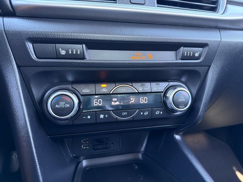 2018 Mazda Mazda3 Touring