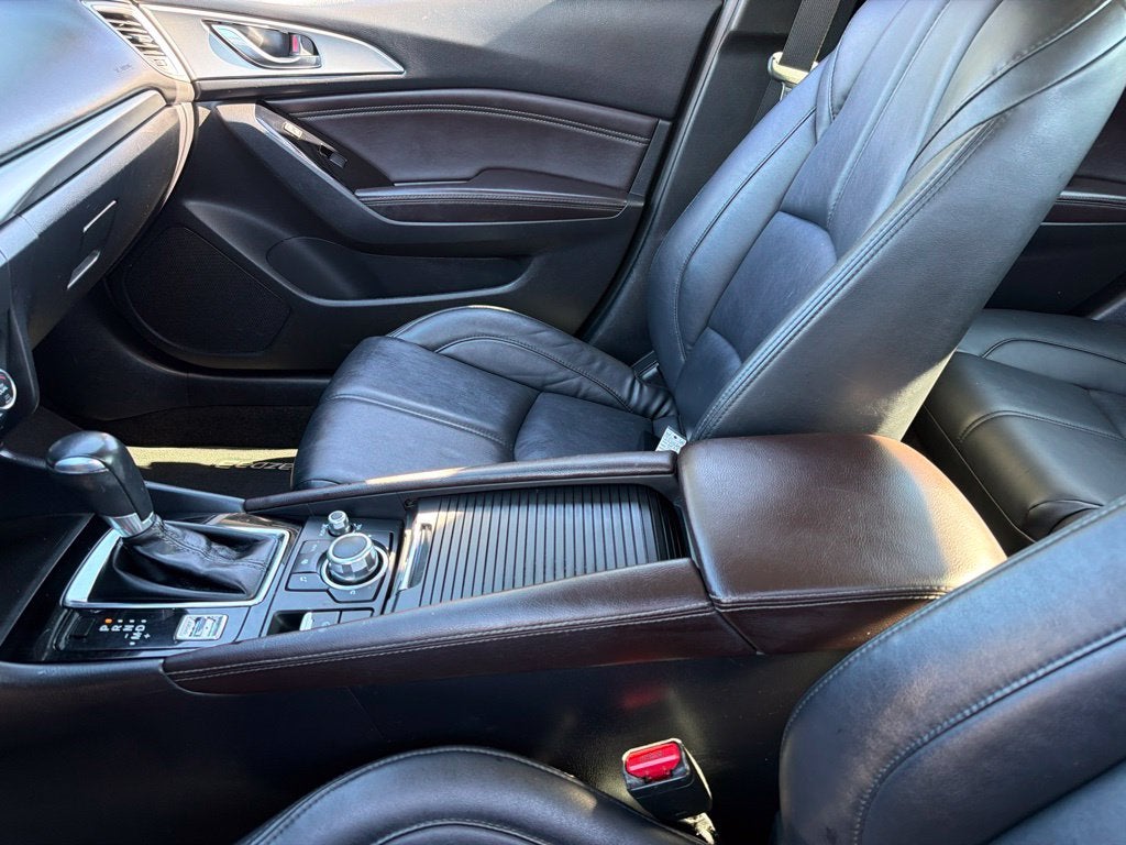 2018 Mazda Mazda3 Touring