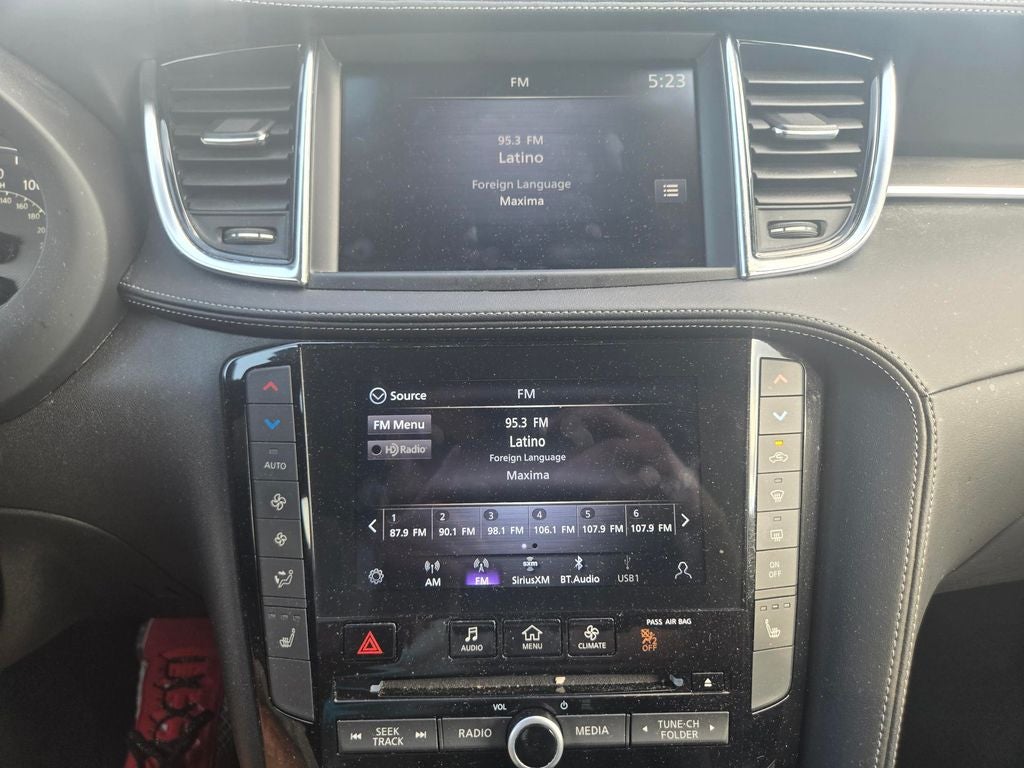 2023 INFINITI QX50 LUXE