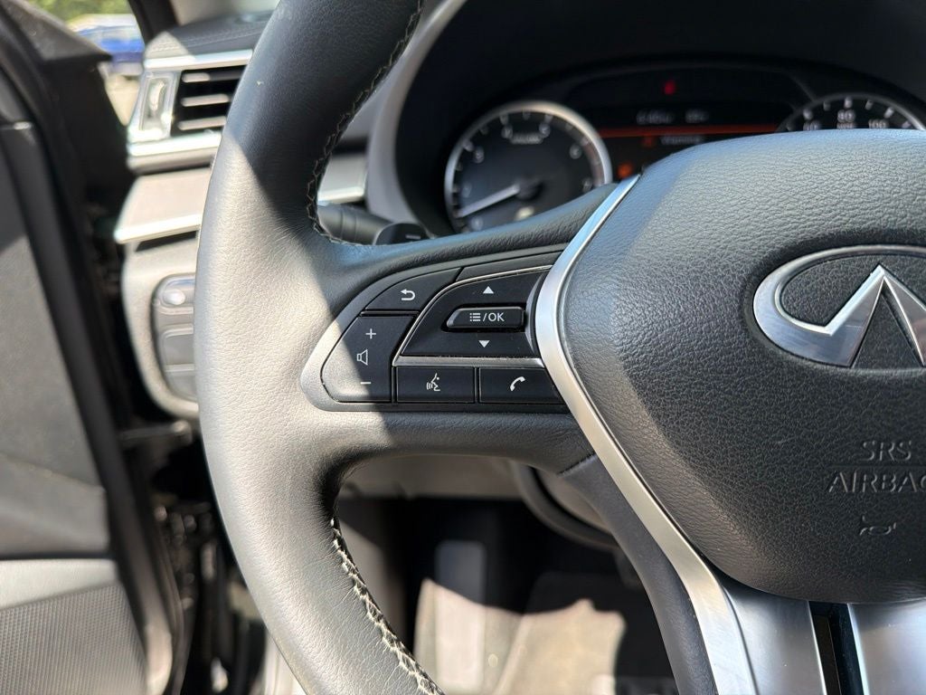2023 INFINITI QX50 LUXE