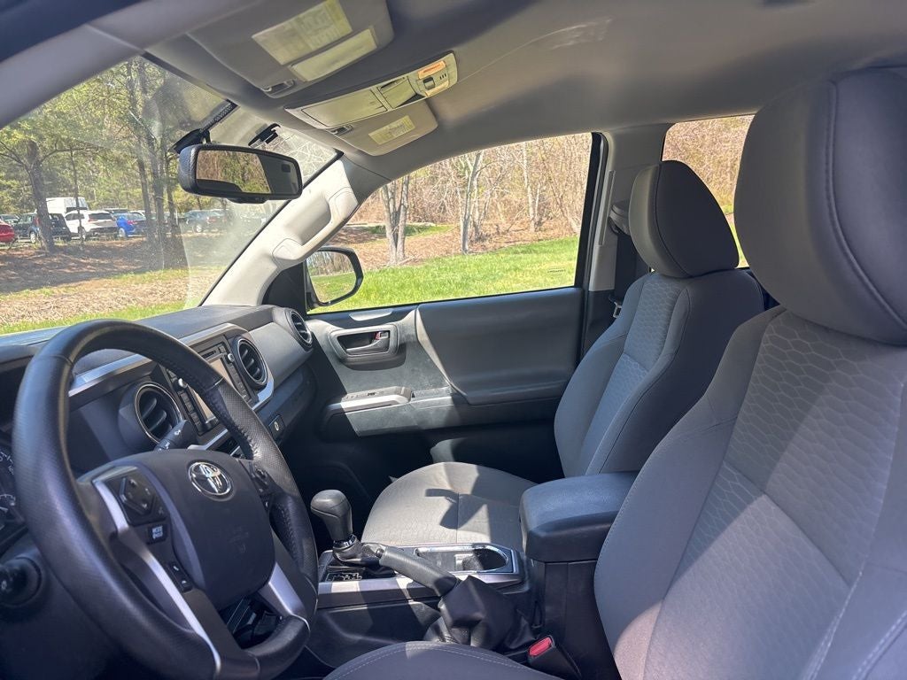 2017 Toyota Tacoma 4WD ** Pohanka Certified 6 Month/6,000 Miles **