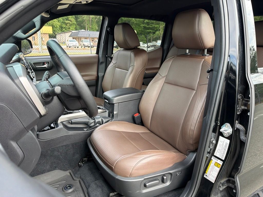 2023 Toyota Tacoma Limited V6