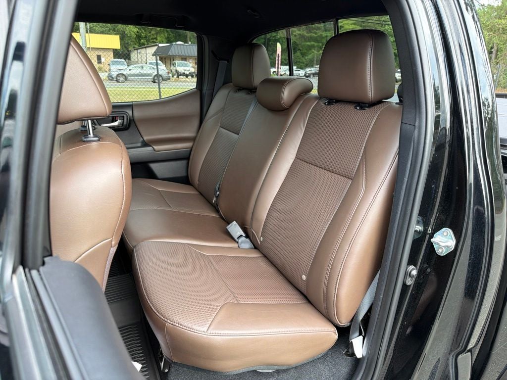 2023 Toyota Tacoma Limited V6