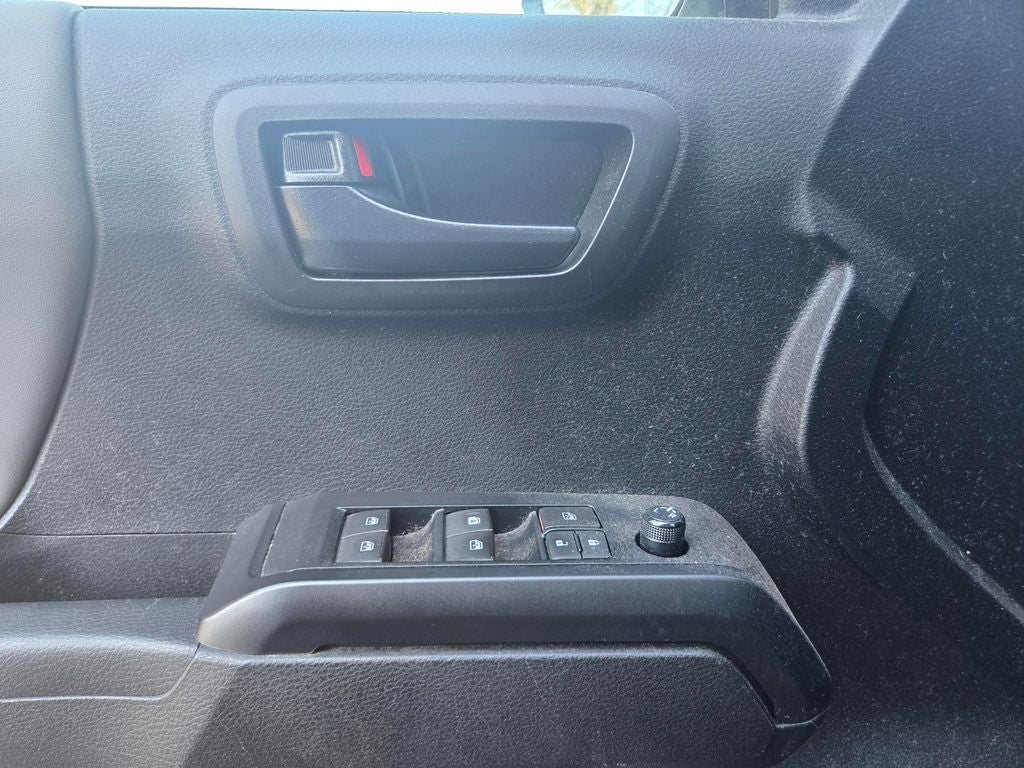 2022 Toyota Tacoma SR V6