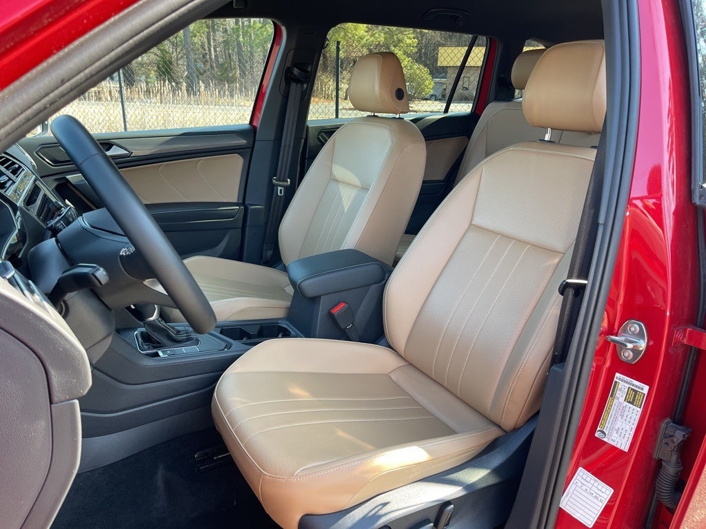 2024 Volkswagen Tiguan 2.0T SE ** Pohanka Certified 10 Year / 100,000 **