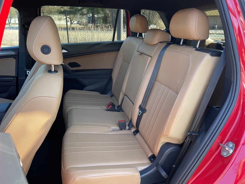 2024 Volkswagen Tiguan 2.0T SE ** Pohanka Certified 10 Year / 100,000 **