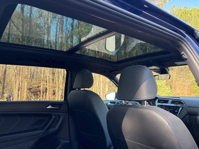 2023 Volkswagen Tiguan 2.0T SEL R-Line AWD ** Pohanka Certified 10 Year/100,000 miles **