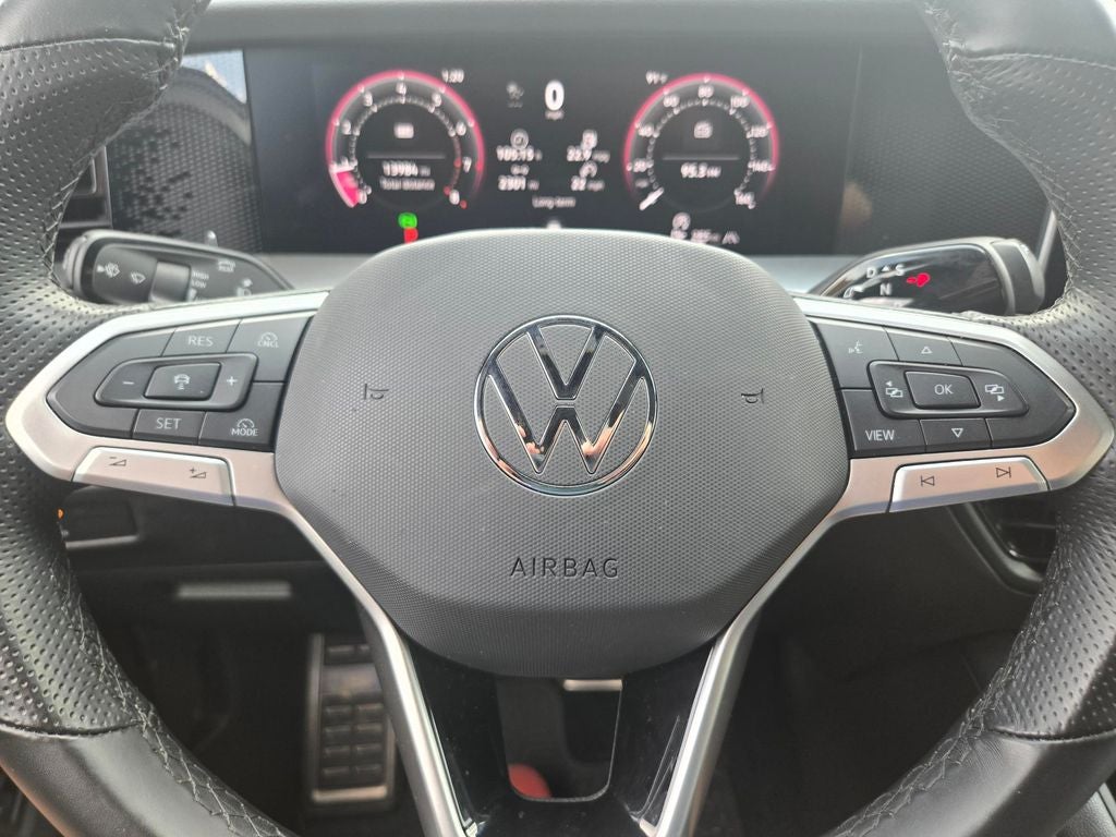 2025 Volkswagen Tiguan 2.0T SE R-Line Black