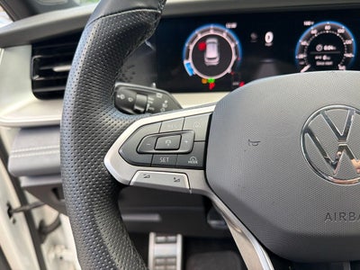 2025 Volkswagen Tiguan 2.0T SE R-Line Black