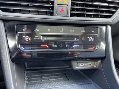 2025 Volkswagen Jetta 1.5T SE ** Pohanka Certified 10 YEAR/100,000 **