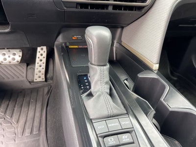 2025 Toyota Camry ** Pohanka Certified 10 Year / 100,000 **